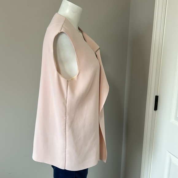 VINCE Zip Neck Draped Shell in New Buff REVOLVE Light Pink Sleeveless Sz L - Picture 7 of 10